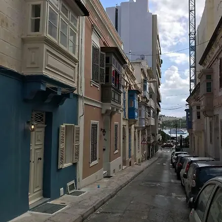Shabby Chic Boutique Townhouse Sliema