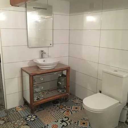 Shabby Chic Boutique Townhouse Apartment Sliema